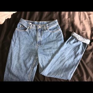 Trendy High Rise Mom Jeans